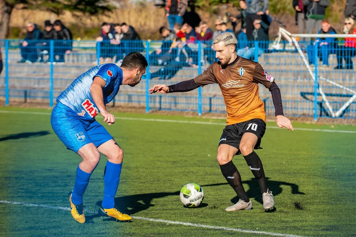 冰球传奇古斯塔夫松职业生涯与赛场风采全景解析